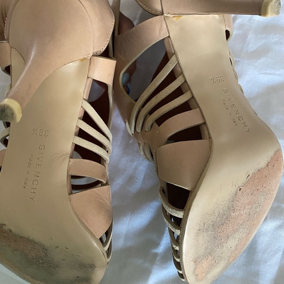 Givenchy Gladiator Sandal Heels. - Picture 11 of 11